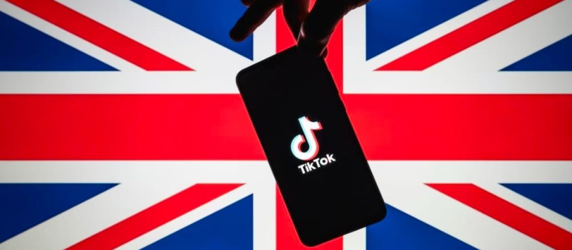 2023-03-19 - Reino Unido banir TikTok - shutterstock_1781726720