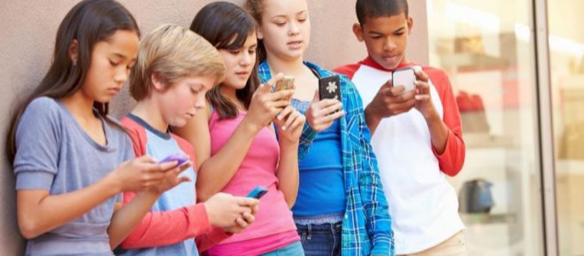 2023-07-05 - Contra a violência Infantil - 15459905569604